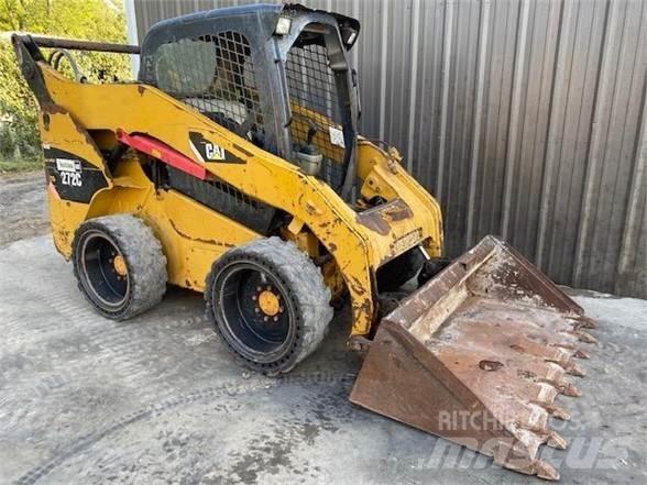 CAT 272C Kompaktlastere