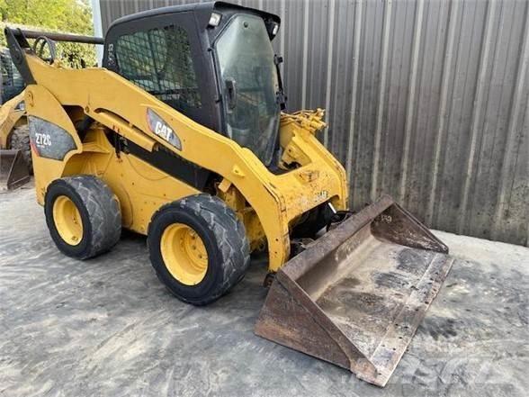 CAT 272C Kompaktlastere