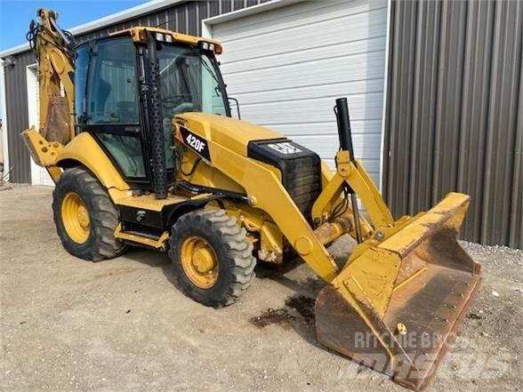 CAT 420F Traktorgravere