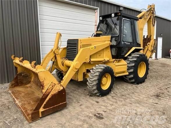 CAT 446B Traktorgravere