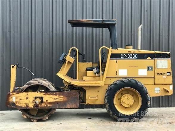 CAT CP-323C Valsetog