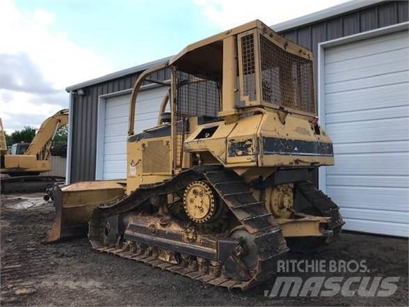 CAT D5M XL Dozere Beltegående