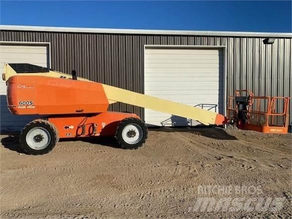 JLG 600S Teleskop bomlifter
