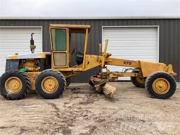 John Deere 570 Veihøvler