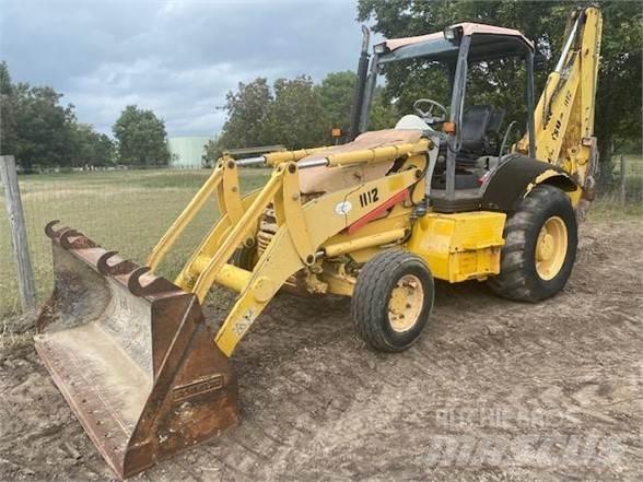Komatsu WB140 Traktorgravere