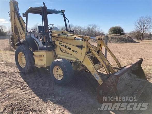 Komatsu WB140 Traktorgravere