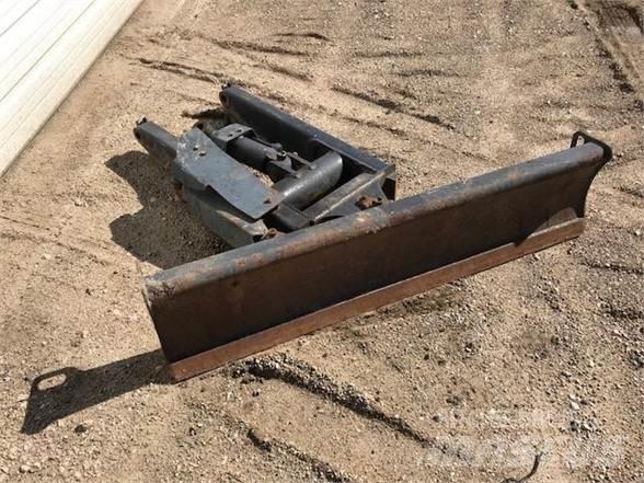 Kubota  Kniver