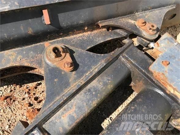 Kubota  Kniver