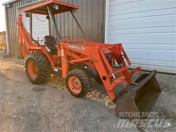 Kubota L35 Traktorgravere