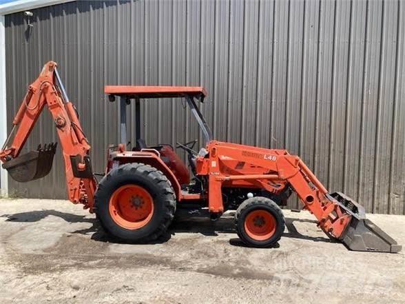 Kubota L48 Traktorgravere