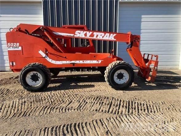 SkyTrak 5028 Teleskoplastere