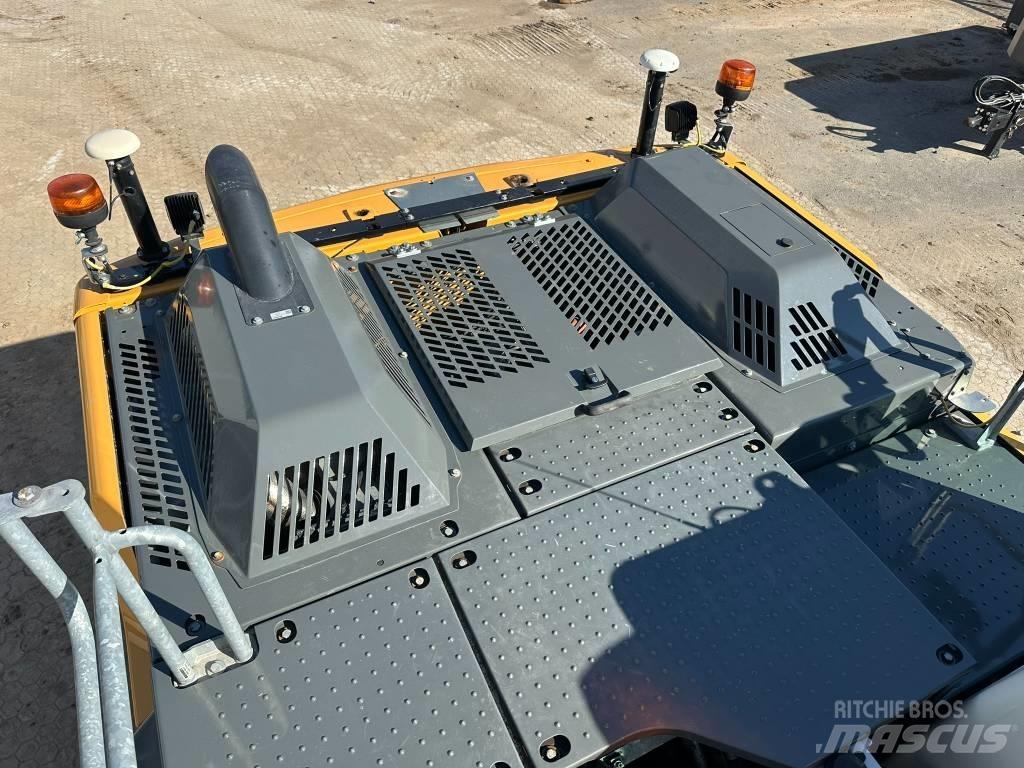 Liebherr R 922 G8 Beltegraver
