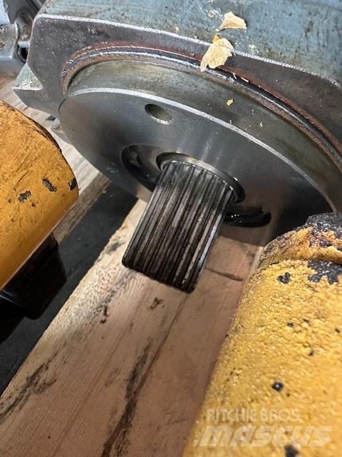 Liebherr HMF 75-02 Hydraulikk