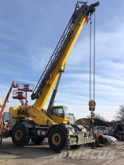 Grove RT 700 E Røff terreng kraner