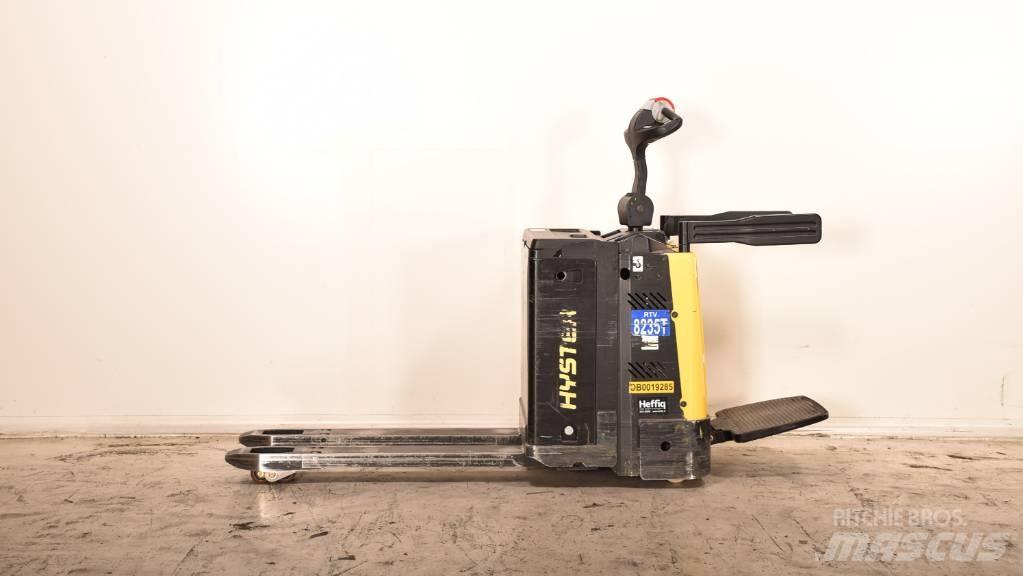 Hyster P 2.0 S Lavtløftende truck med platform