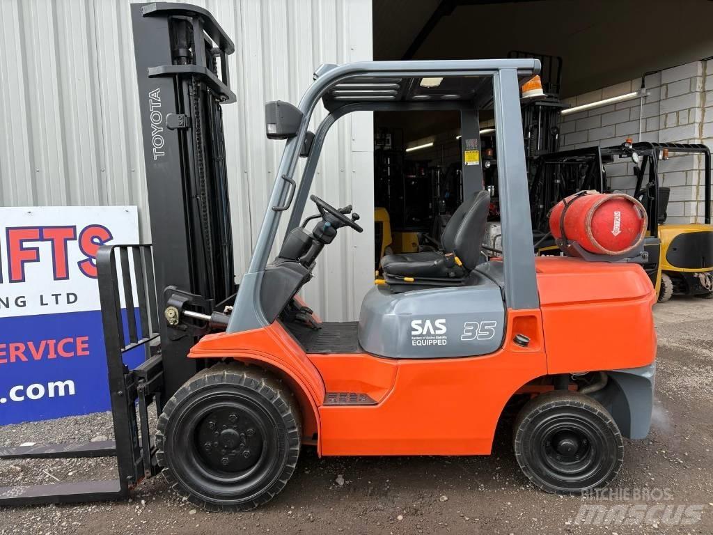 Toyota 7FGJ35 Propan trucker