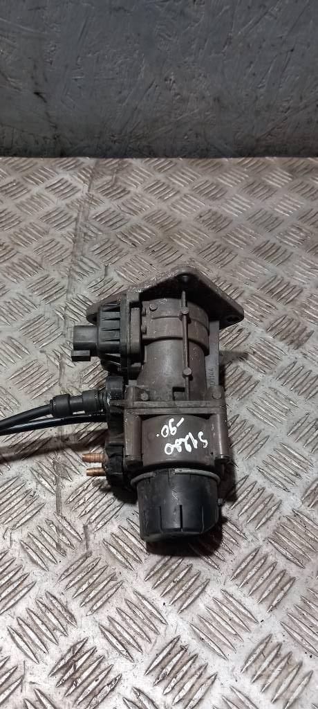 Scania G 400   1942889 Bremser