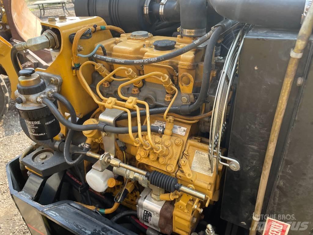 CAT CB224E Tandem Valser