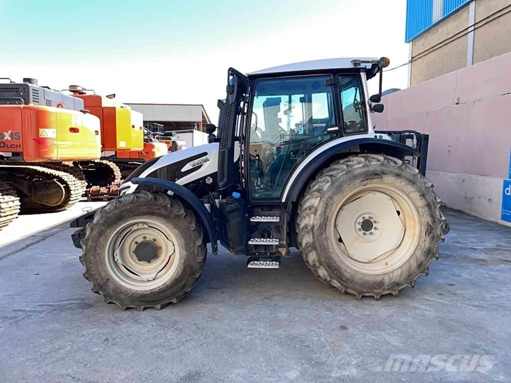 Valtra G115 Traktorer