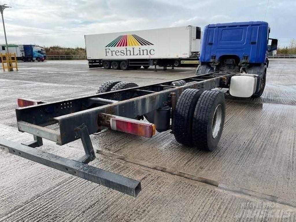 Scania P 230 Chassis