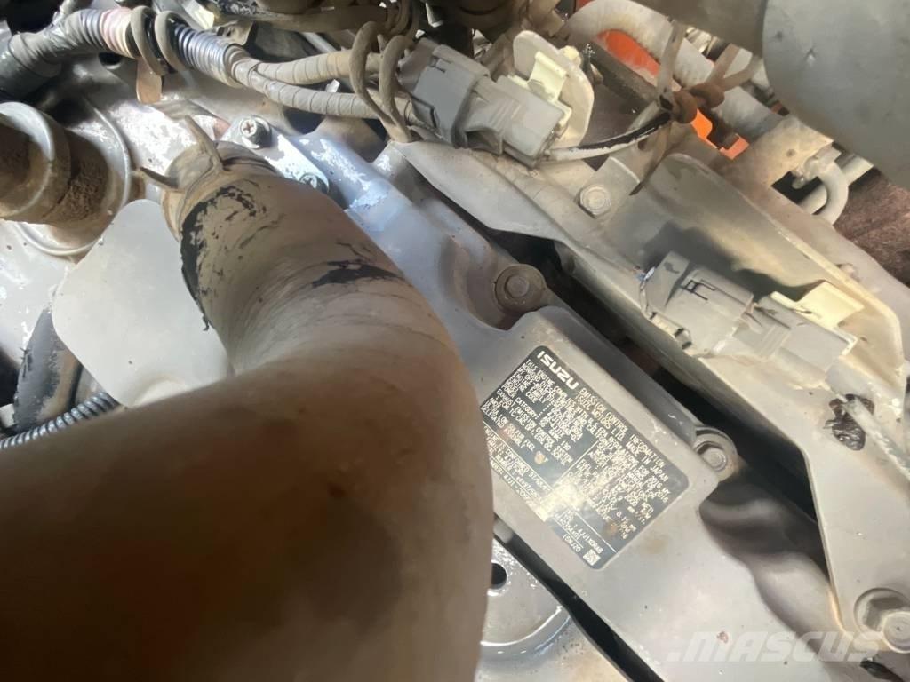 Hitachi ZX 135 US-6 Beltegraver