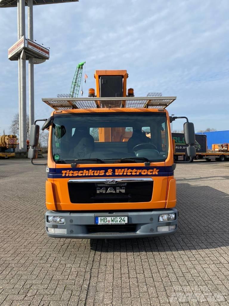 Ruthmann T 330 Bilmontert lift
