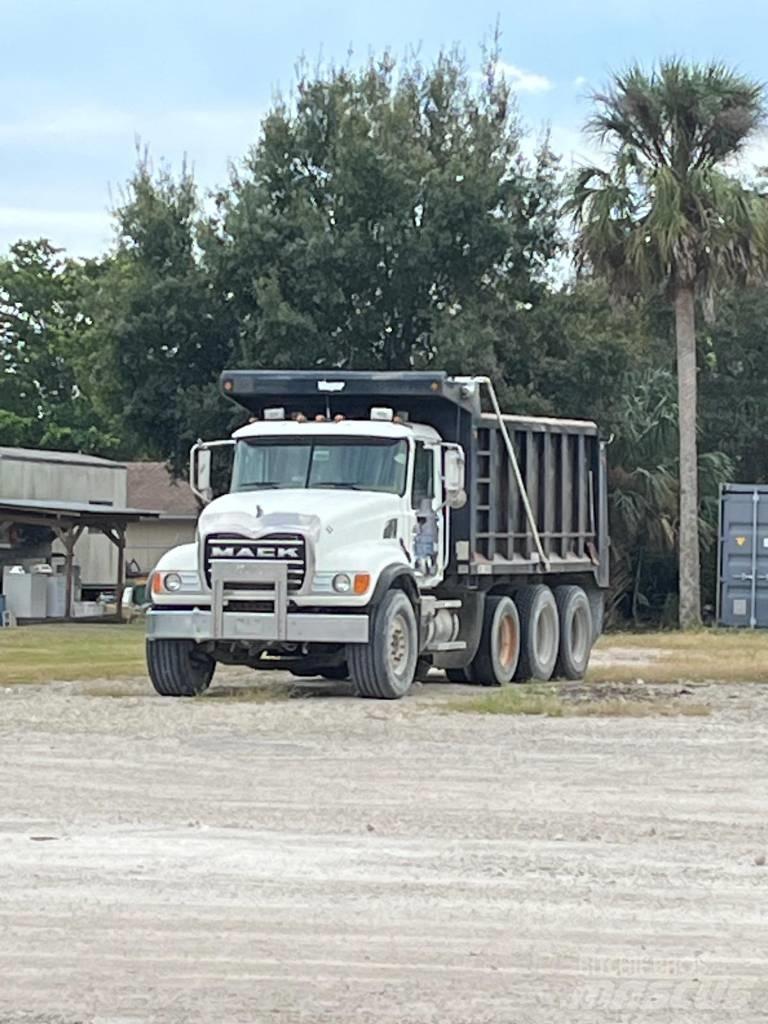 Mack Granite Tippbil