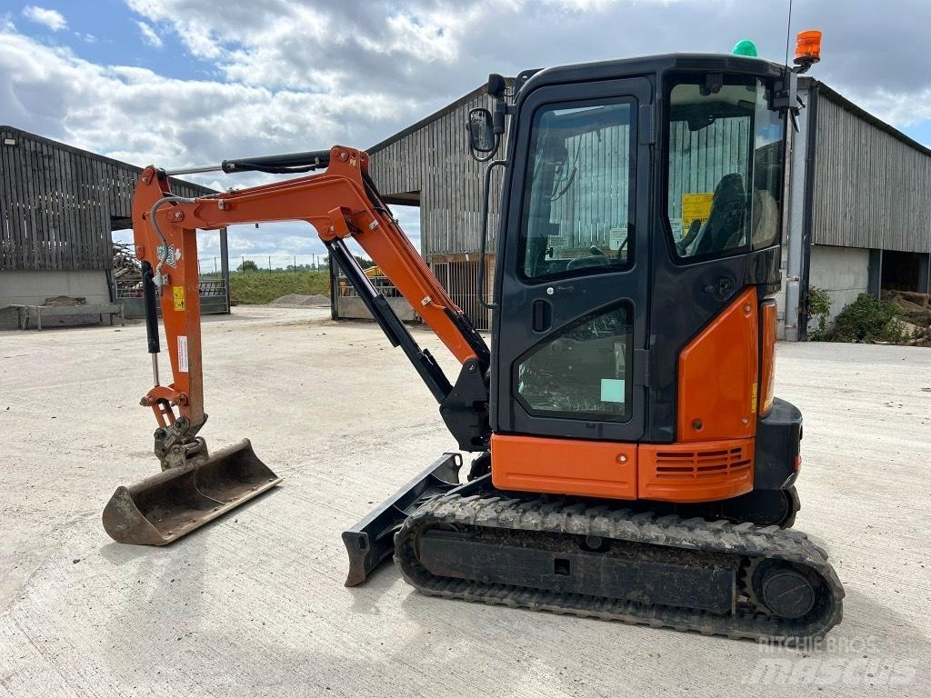 Hitachi ZX 26 U-6 Minigravere <7t