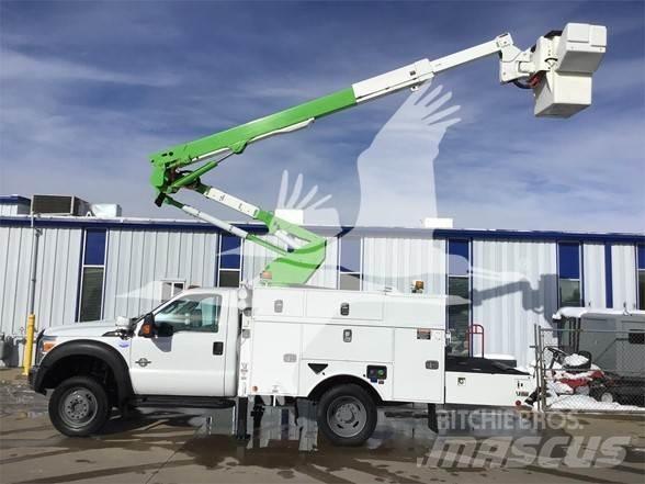 Altec AT40G Bilmontert lift