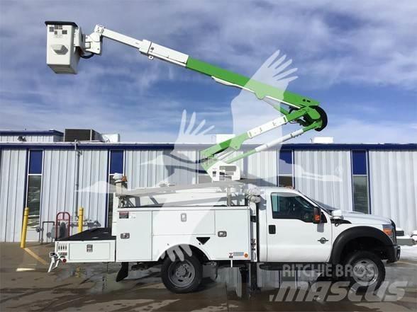 Altec AT40G Bilmontert lift