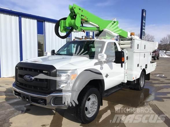 Altec AT40G Bilmontert lift