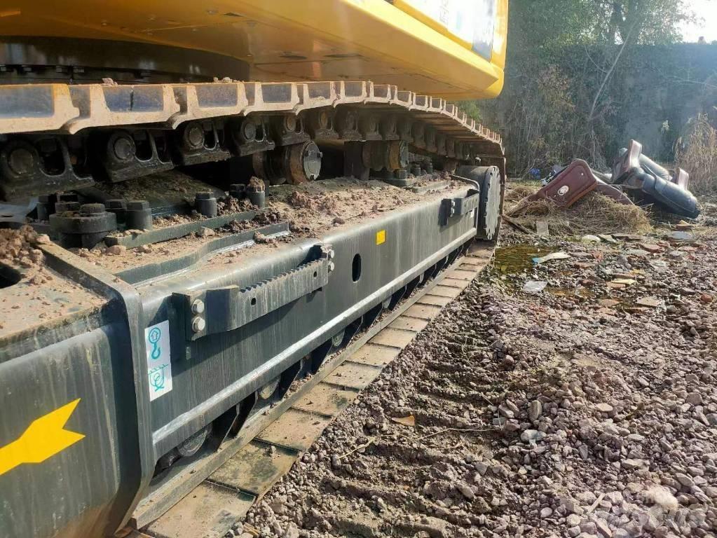 Komatsu PC 450-8 Beltegraver
