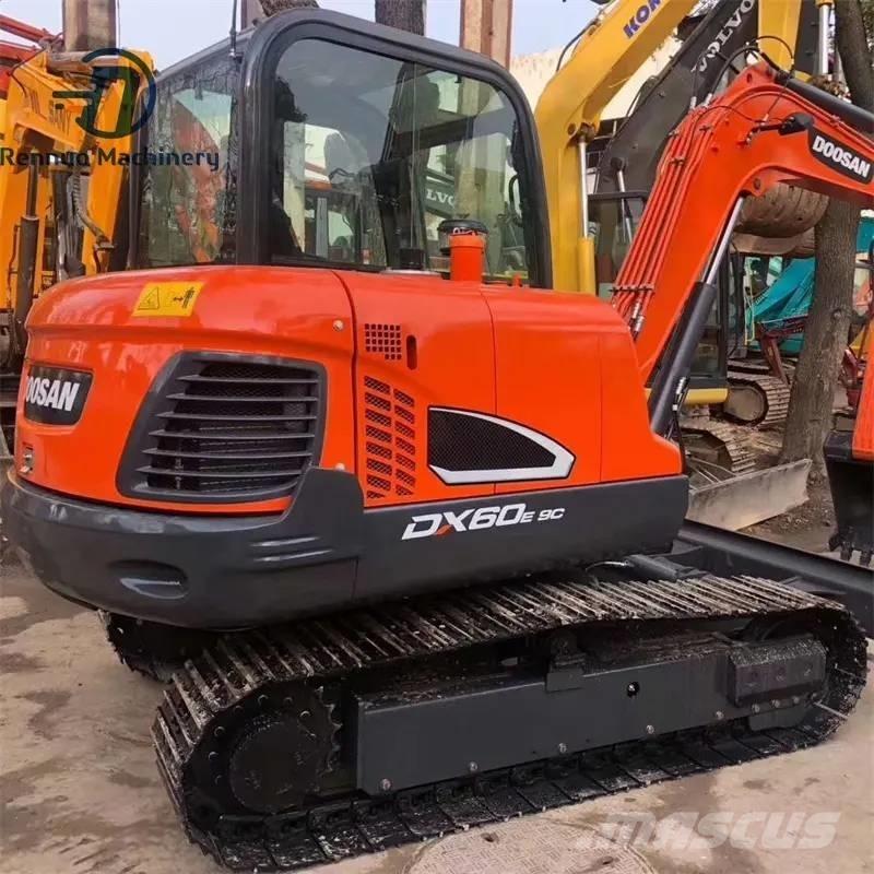 Doosan DX 60-9 C Beltegraver