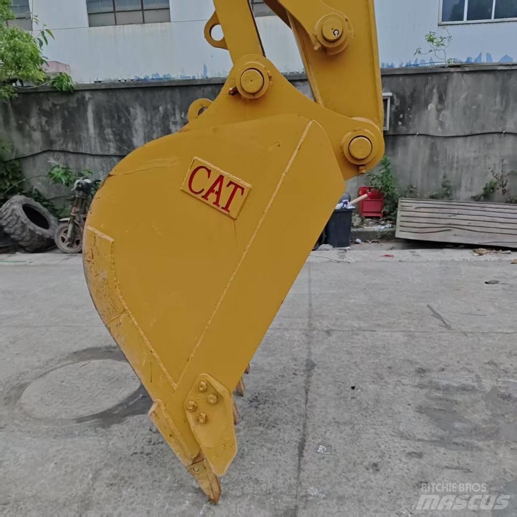 CAT 320 Beltegraver