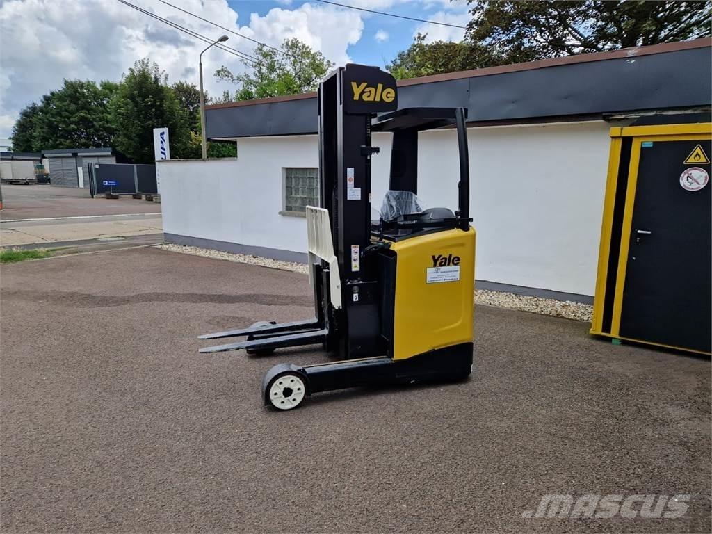 Yale MR14 Skyvemasttruck