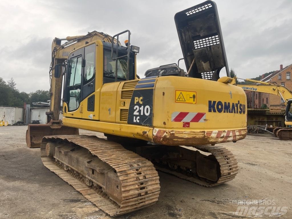 Komatsu PC 210 LC-8 Beltegraver