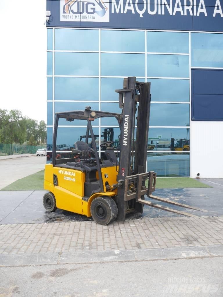 Hyundai 25 BH-9 Elektriske trucker