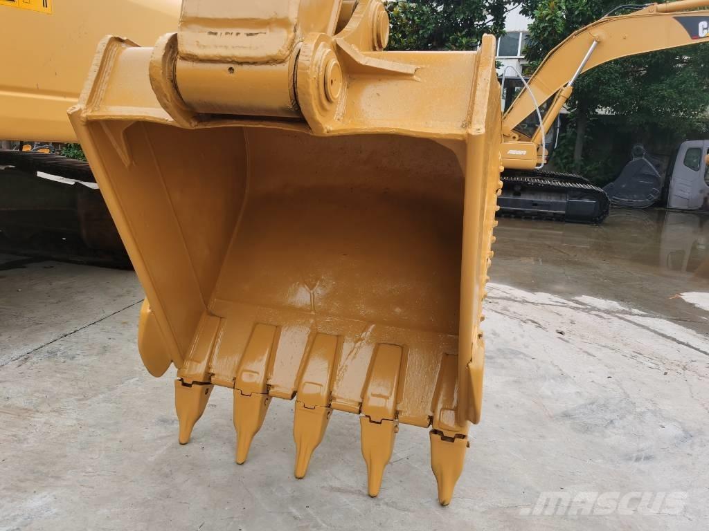 CAT 330 D Beltegraver