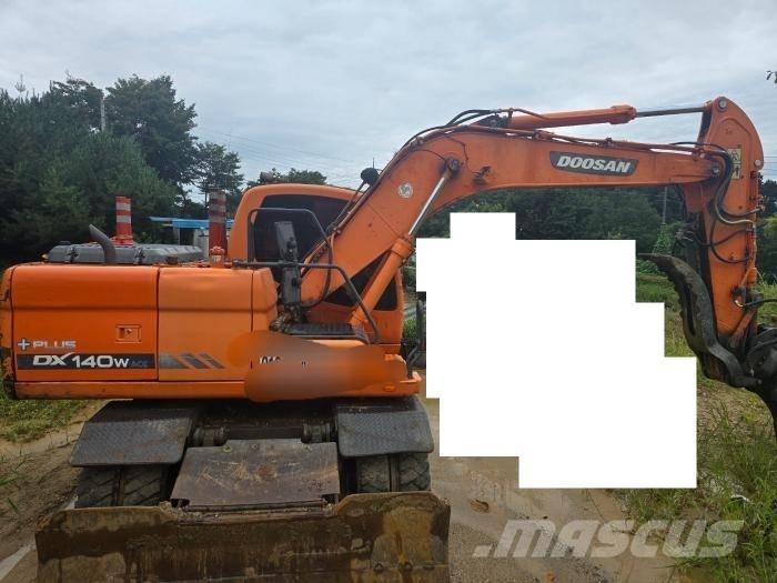 Doosan DX 140 W Hjulgravere