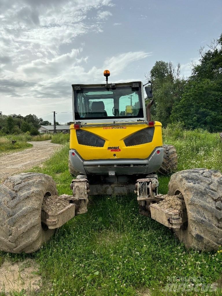 Menzi Muck M 340 Spesialtilpassede gravemaskiner