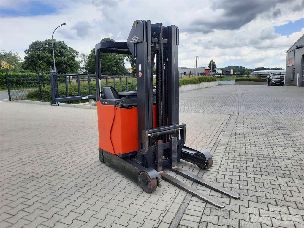 Linde R14 Skyvemasttruck