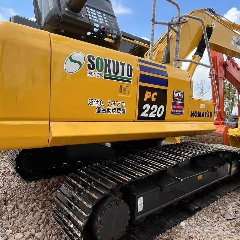 Komatsu PC 220 Beltegraver