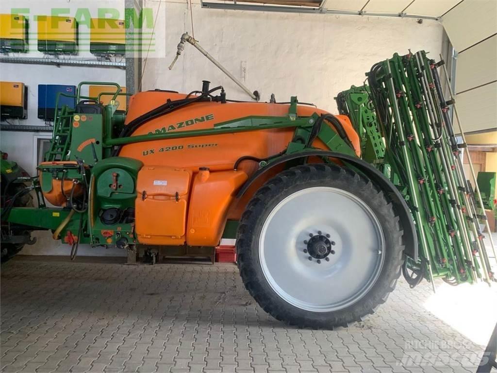 Amazone UX4200 Slepesprøyter