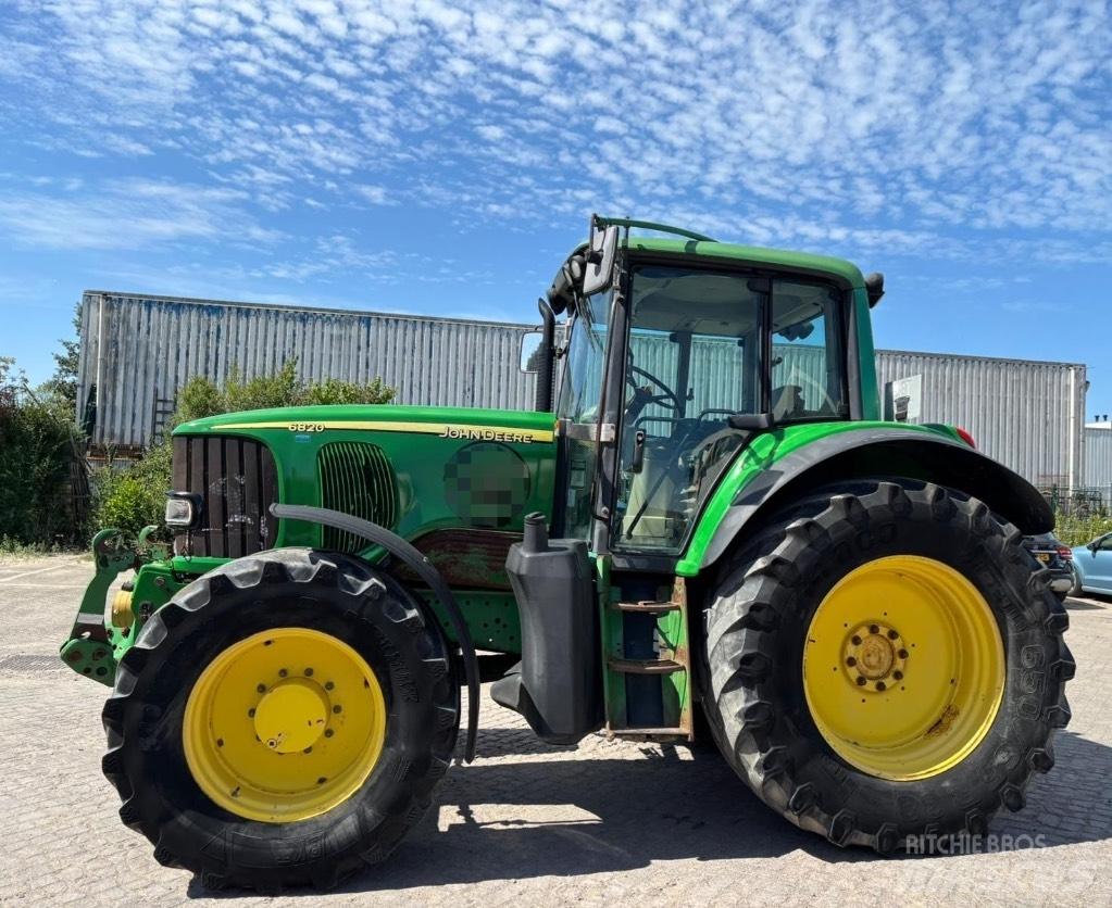 John Deere 6820 AQ Traktorer