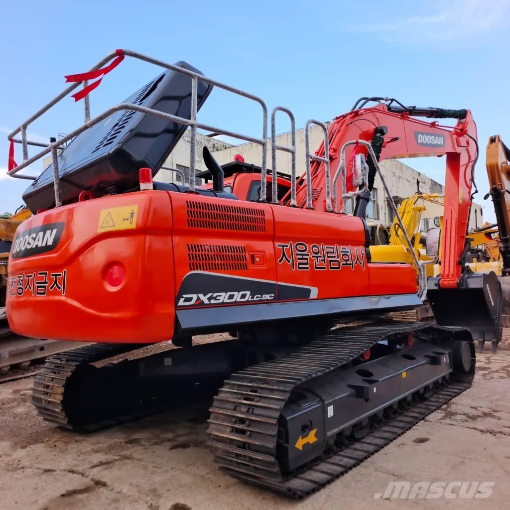 Doosan DX 300 LC-9S Beltegraver