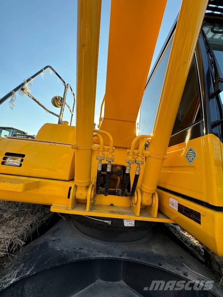 Komatsu PC 210 Beltegraver