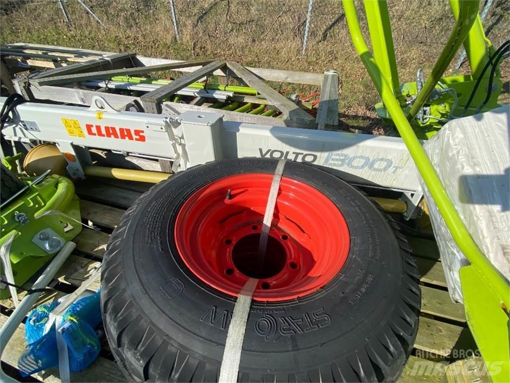 CLAAS VOLTO 1300 T Raker og høyvendere