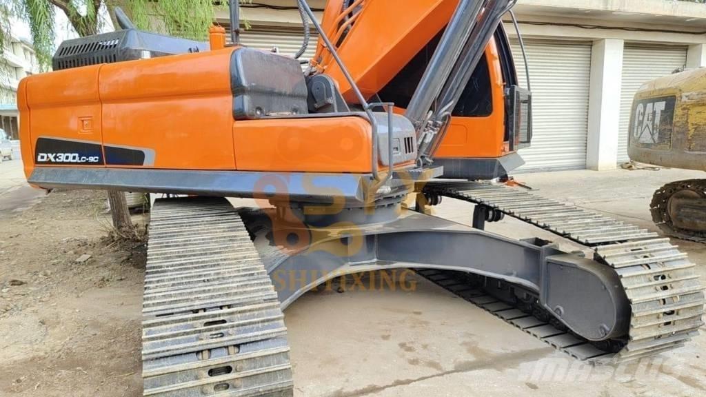 Doosan DX 300 Beltegraver