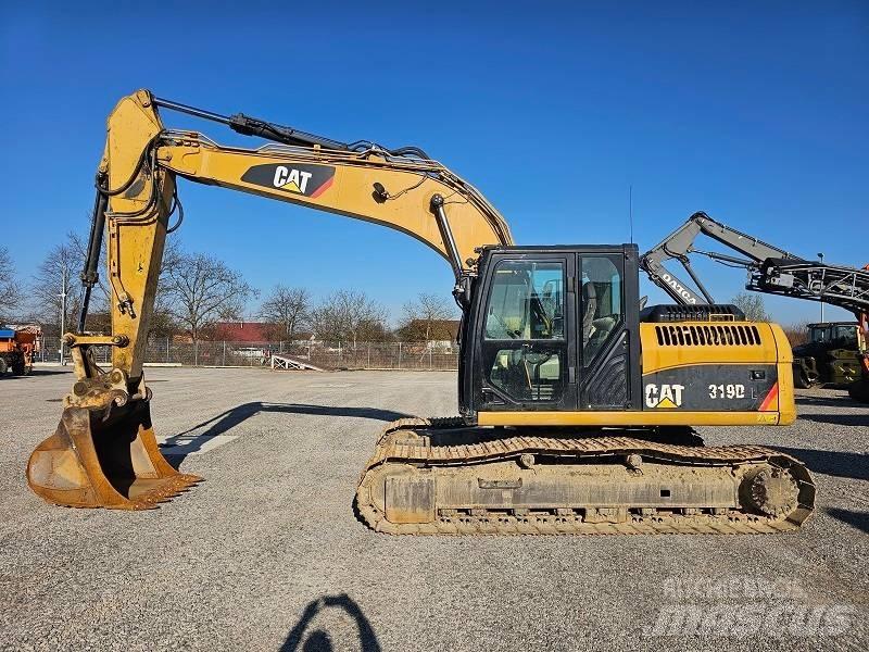 CAT 319 D L Beltegraver