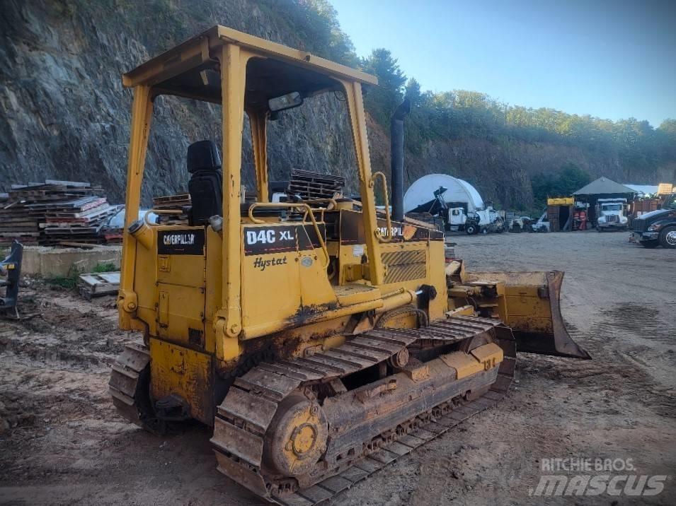 CAT D 4 C XL HST Dozere Beltegående